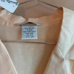 Thumbnail for Chemise en soie jaune beurre style vintage