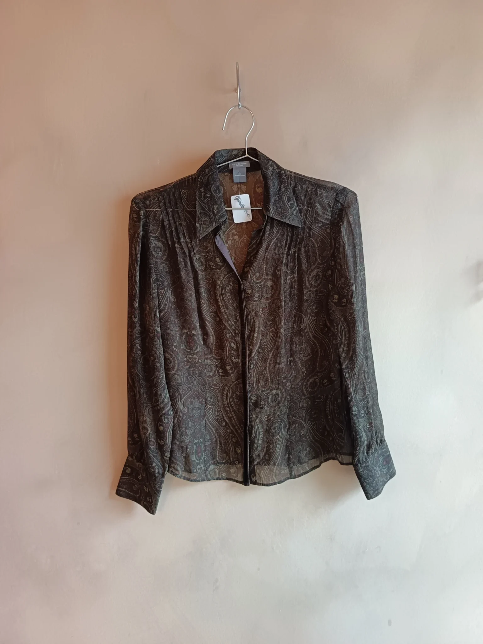 Featured image for Chemise en soie Ann Taylor