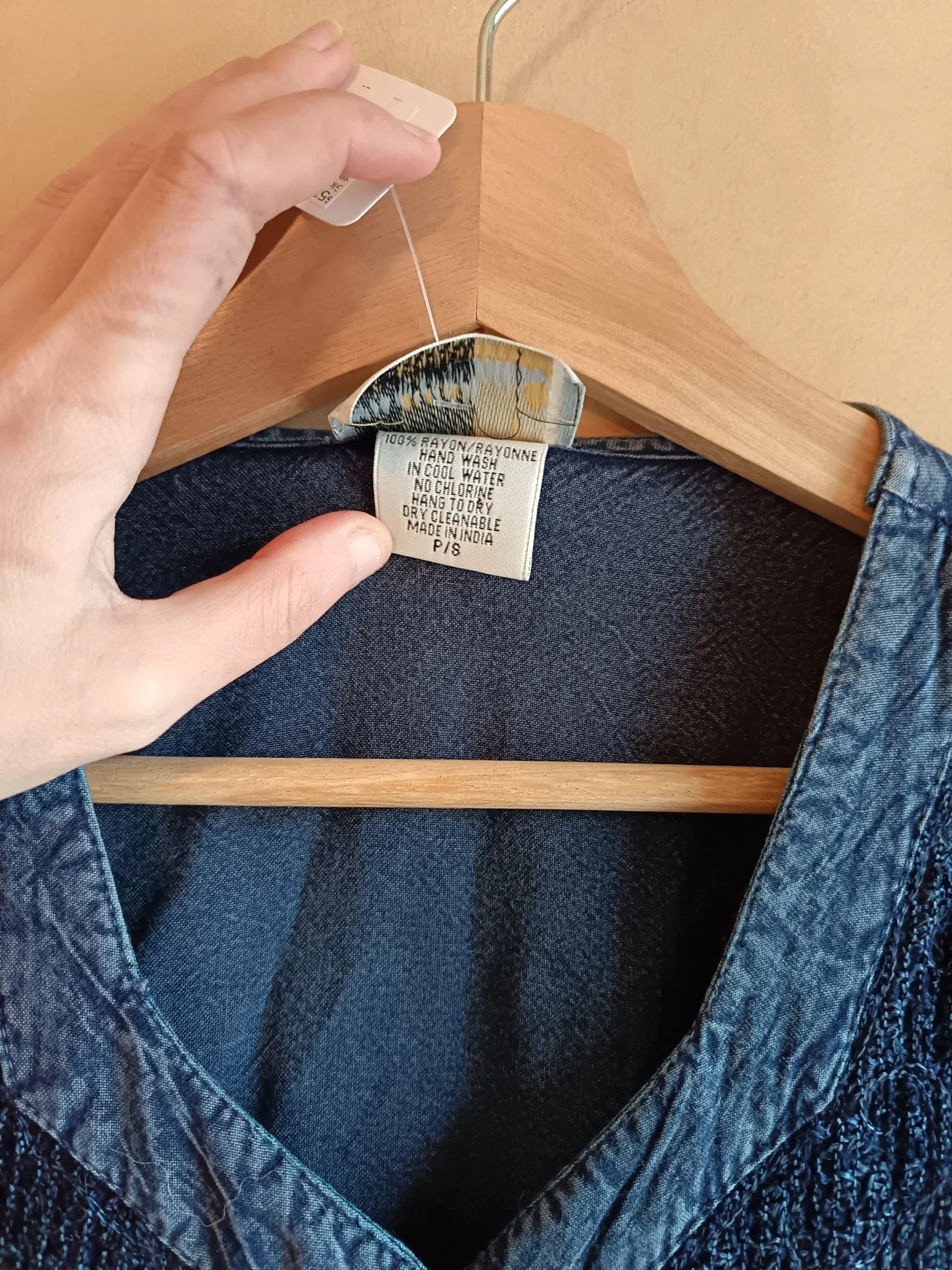 Image for Blouse bleue brodée style vintage années 90