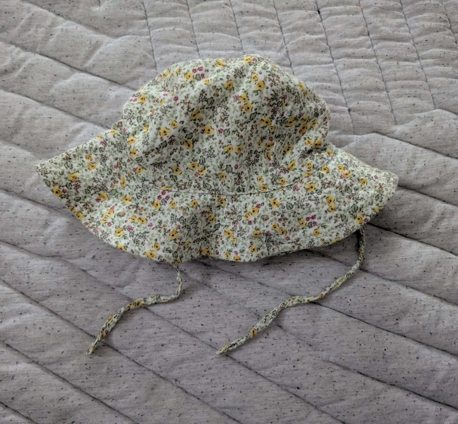 Featured image for Chapeau 6-12 mois