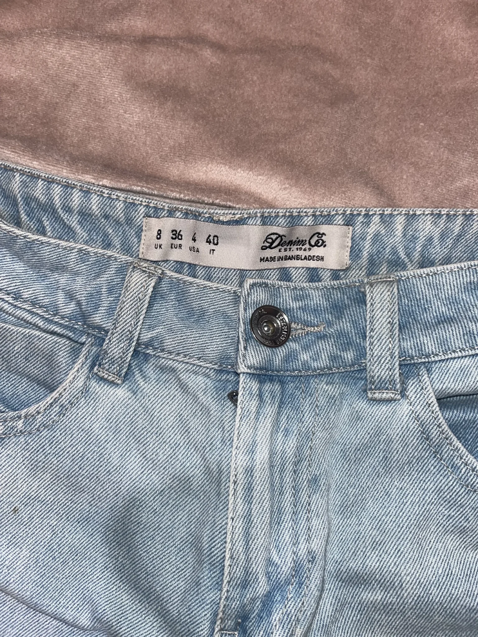 Image for Short Denim Co. - Size 4