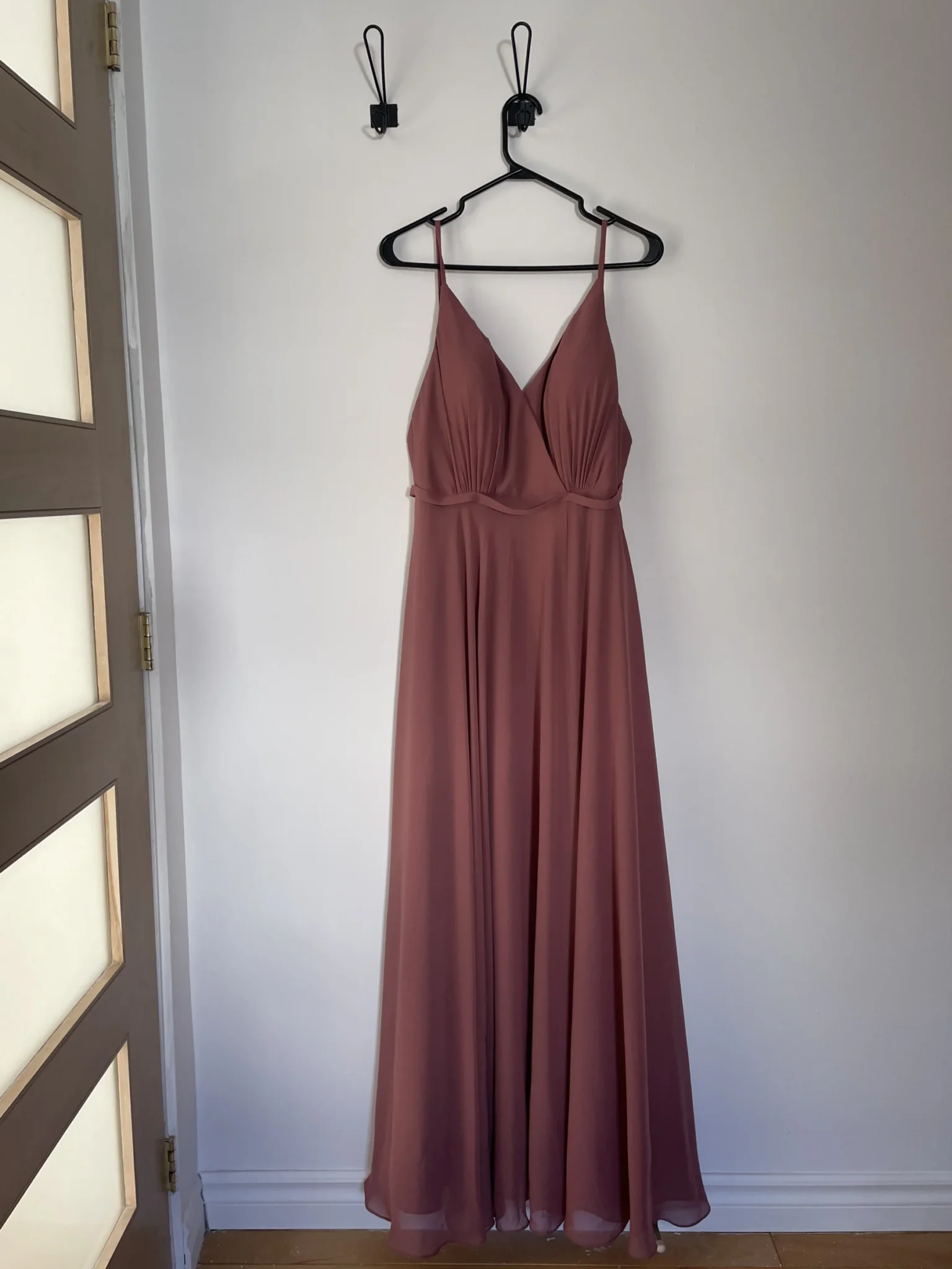 Featured image for Evening dress/ bridesmaid