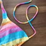 Thumbnail for Haut de bikini multicolore