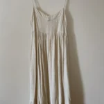 Featured thumbnail for Robe longue en lin beige American Eagle