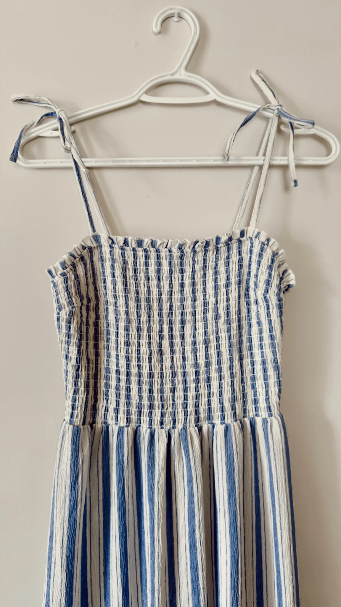 Image for Elasticated waist dress with thin straps H&M