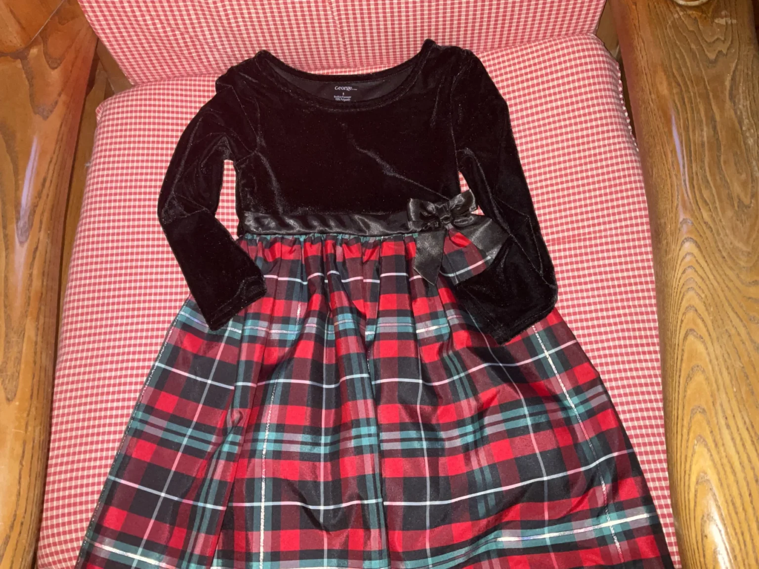 Featured image for Petite robe chic avec motifs écossais