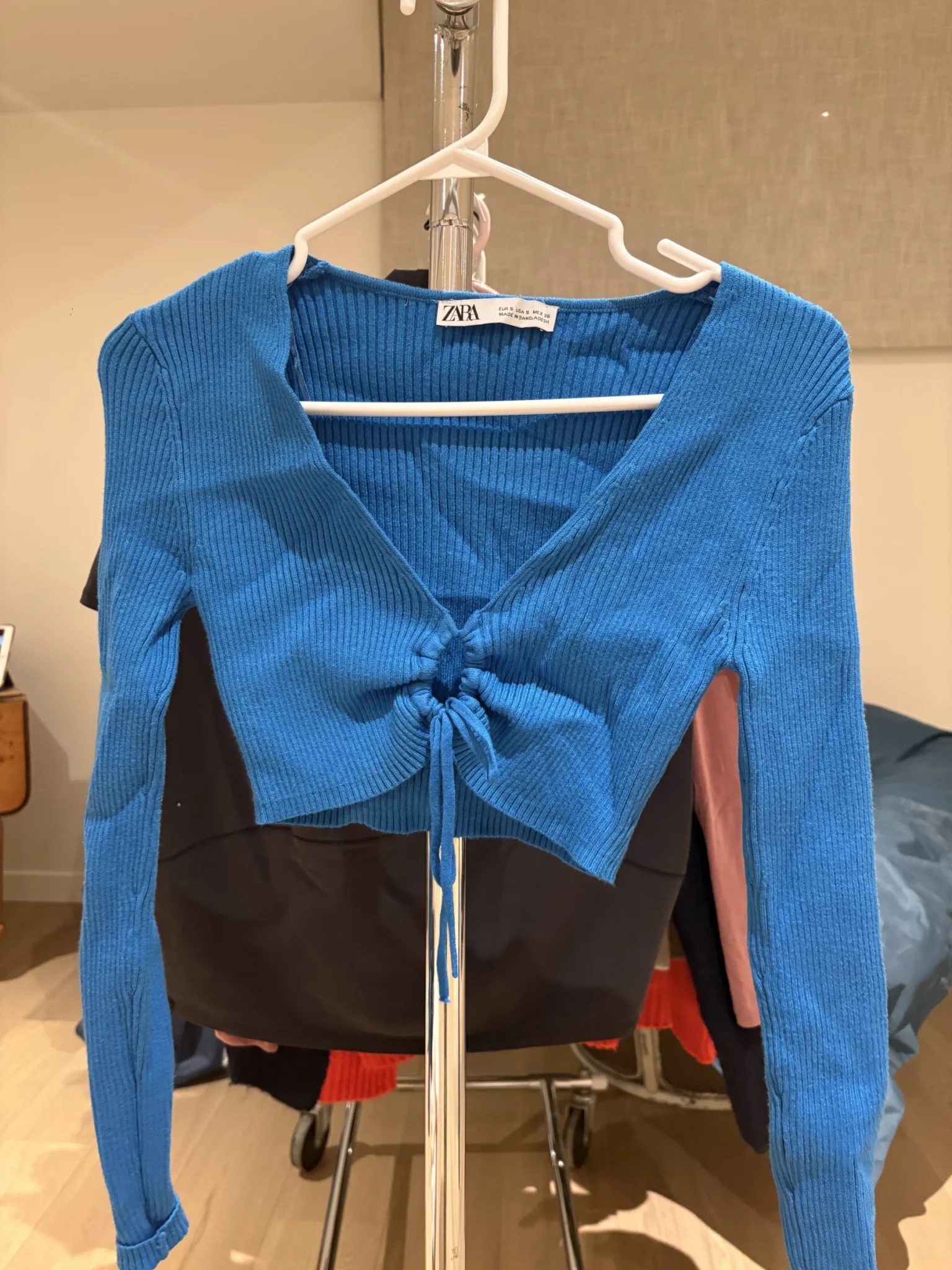 Featured image for Long sleeve jumper