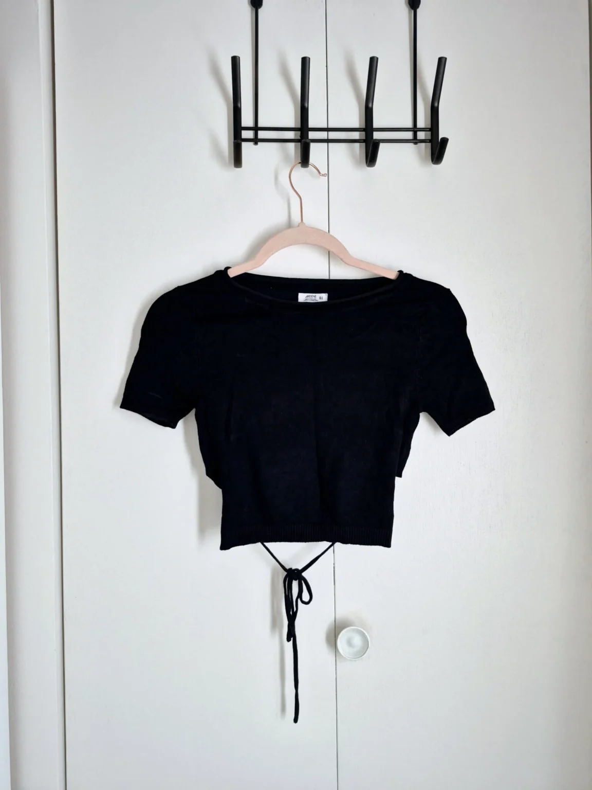 Featured image for Ardene black XS open back jumper