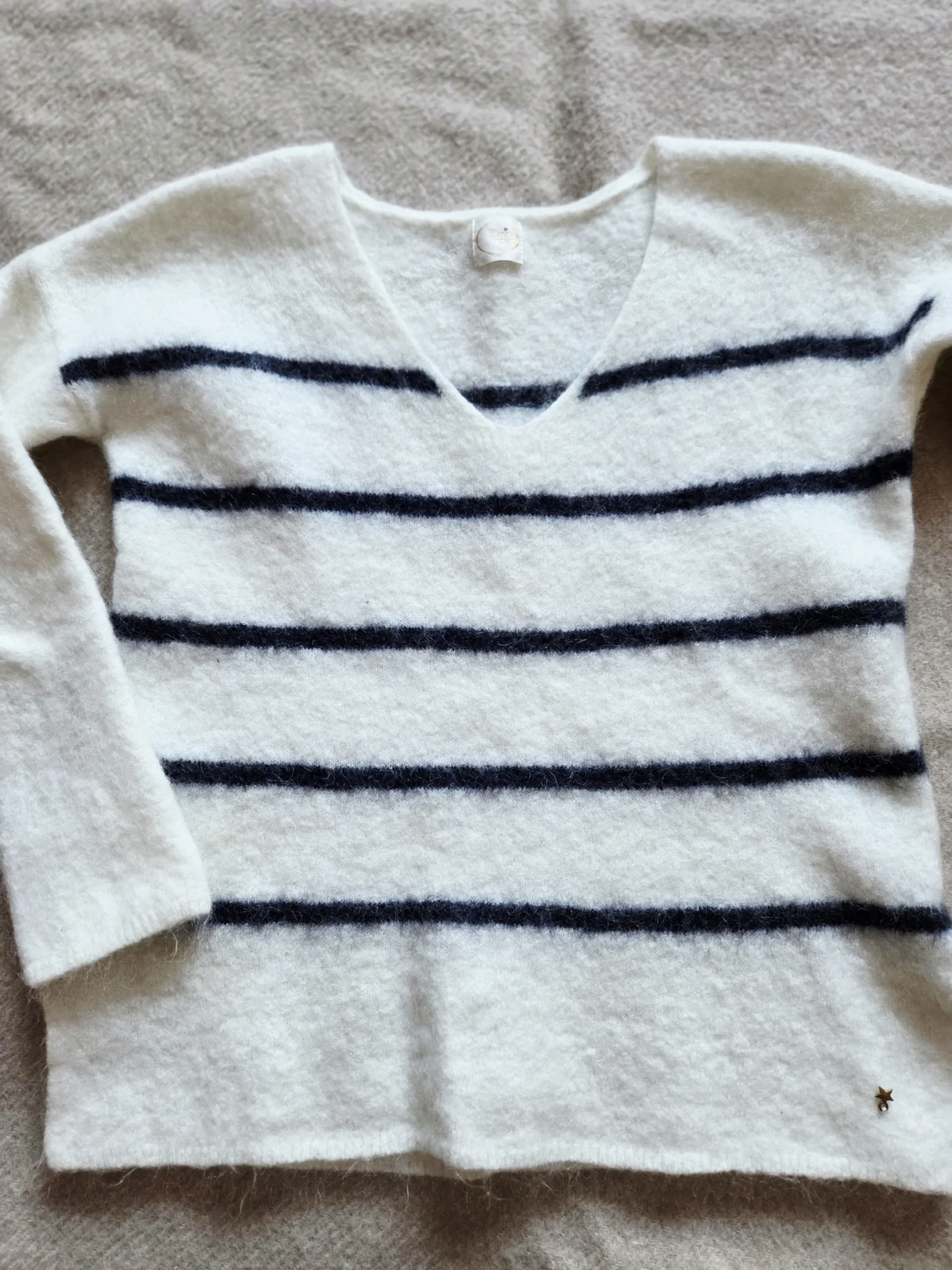 Image for Des Petits Hauts-Magnifique Pullover Model Cerfilon