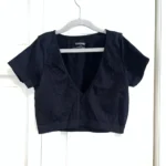 Featured thumbnail for T-Shirt court à encolure en V Garage - Small