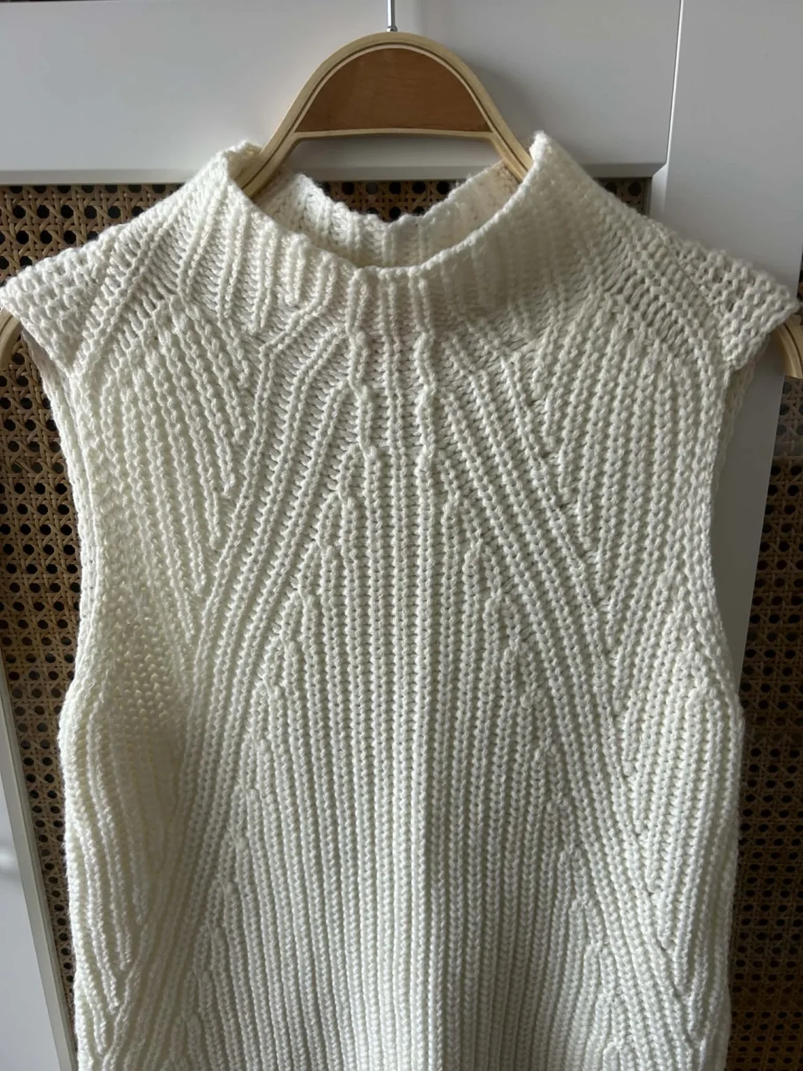 Image for JOE FRESH pullover