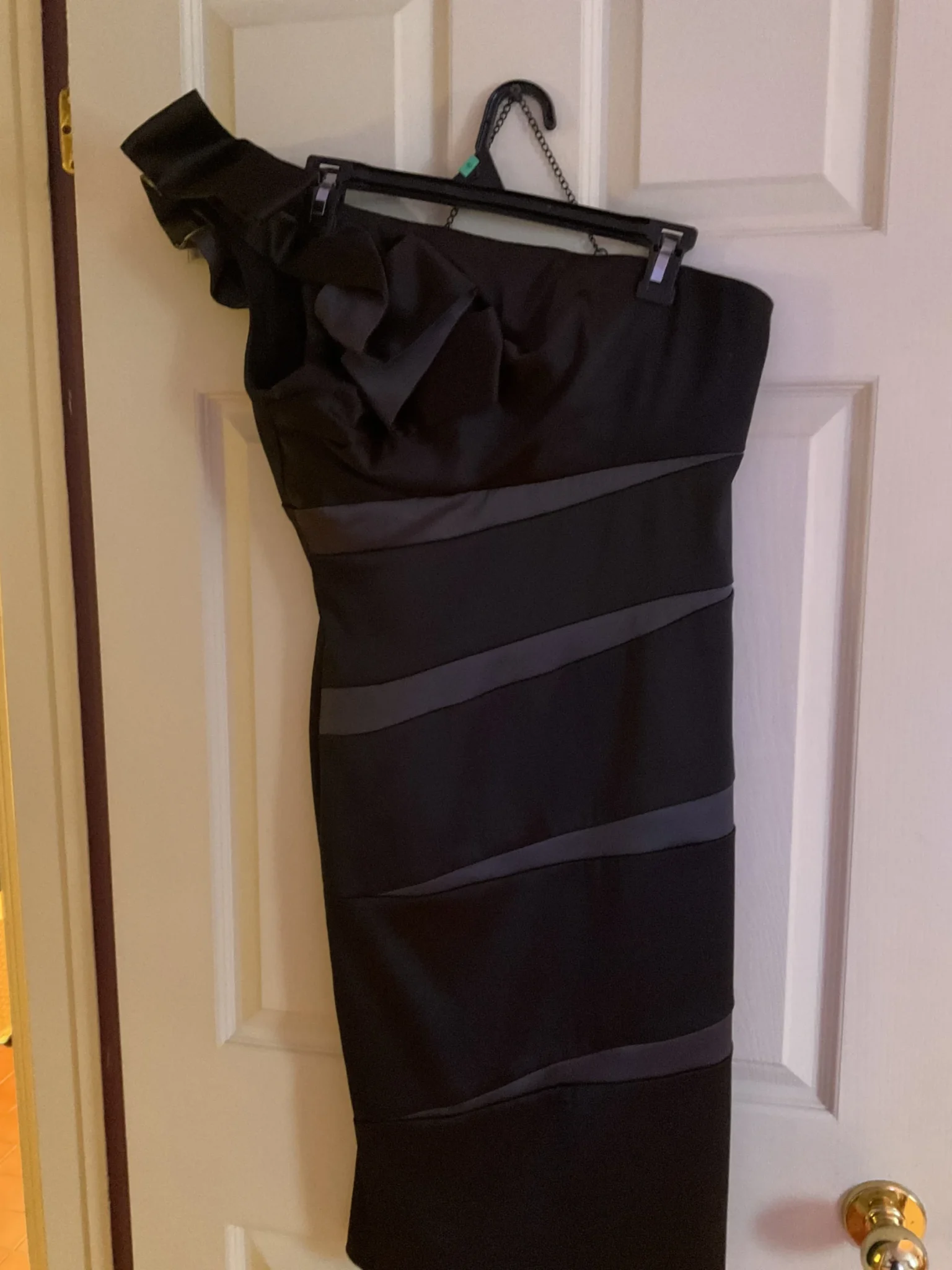Featured image for Chic black dress