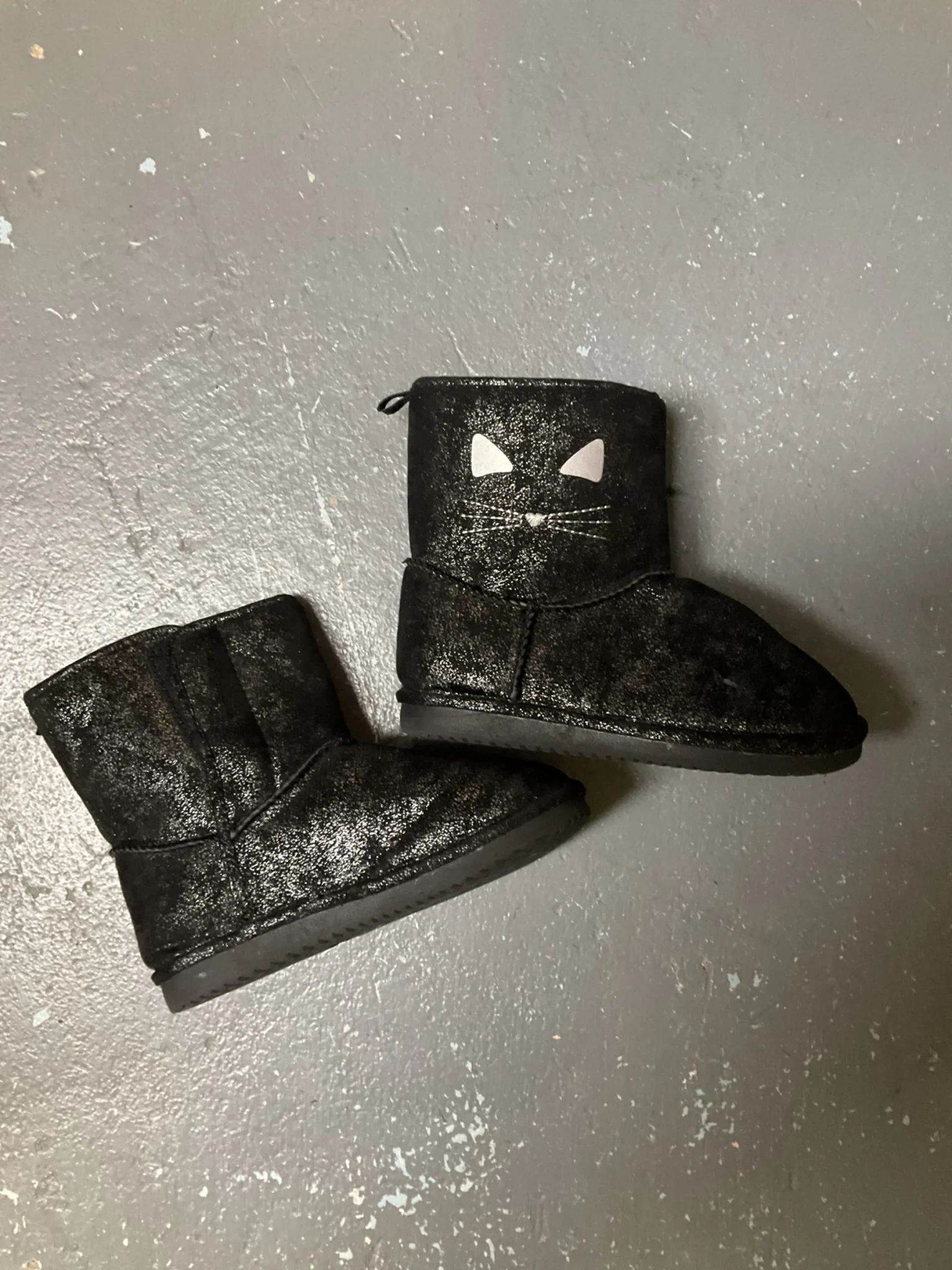 Image for Little girl's boots with cat motif