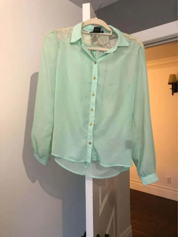 Featured image for Chemise taille S