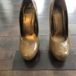 Thumbnail for Souliers à talon taille 6