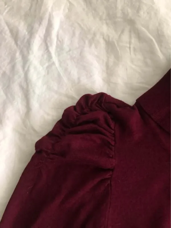 Image for Chandail rouge vin taille S