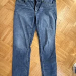 Featured thumbnail for Jeans coupe droite