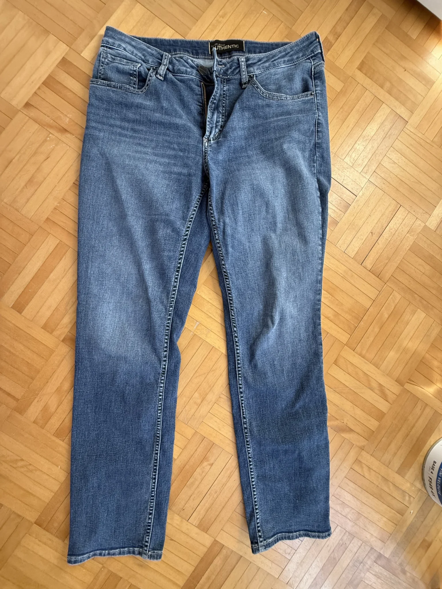 Featured image for Jeans coupe droite