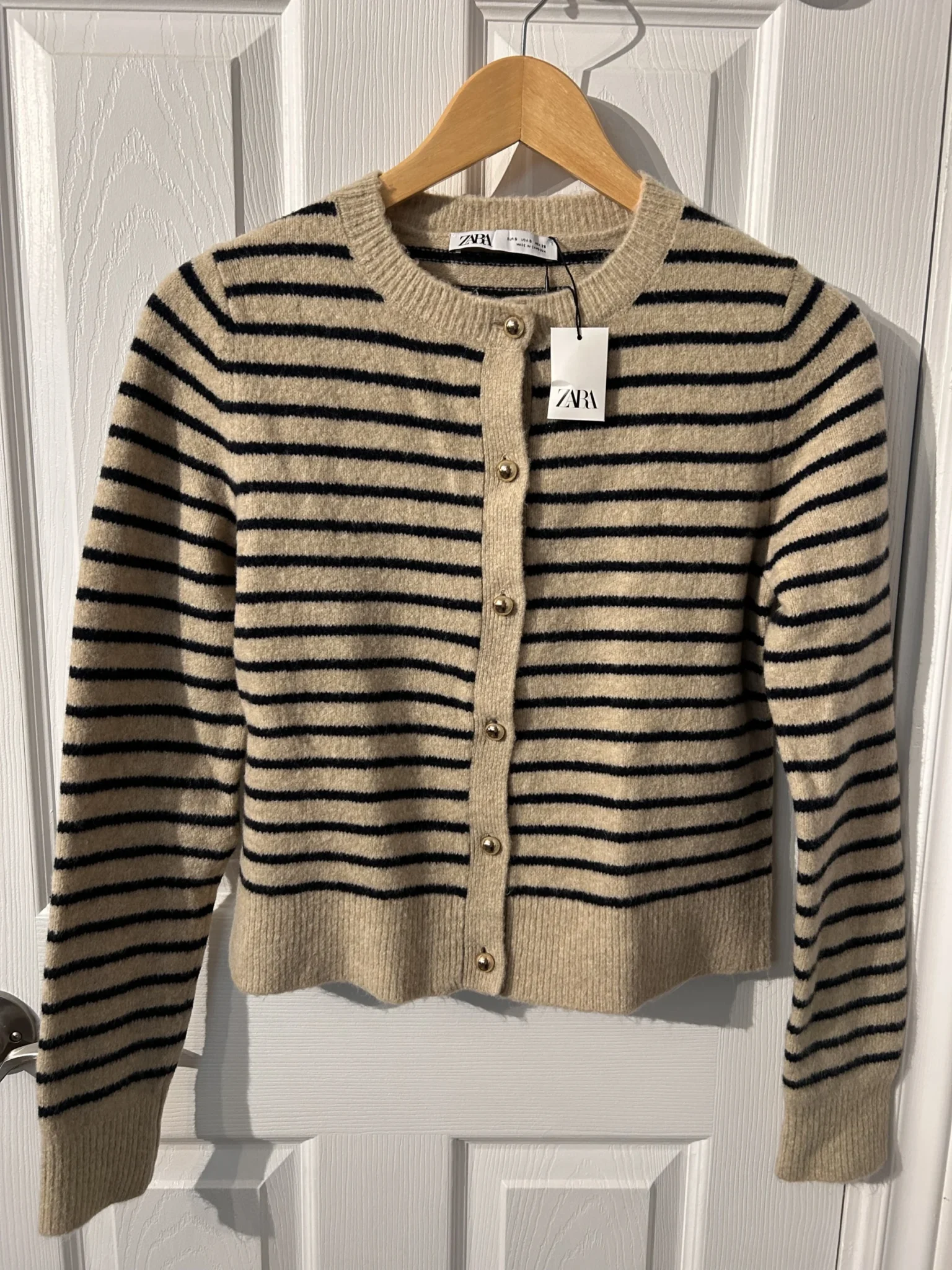 Featured image for Cardigan Zara