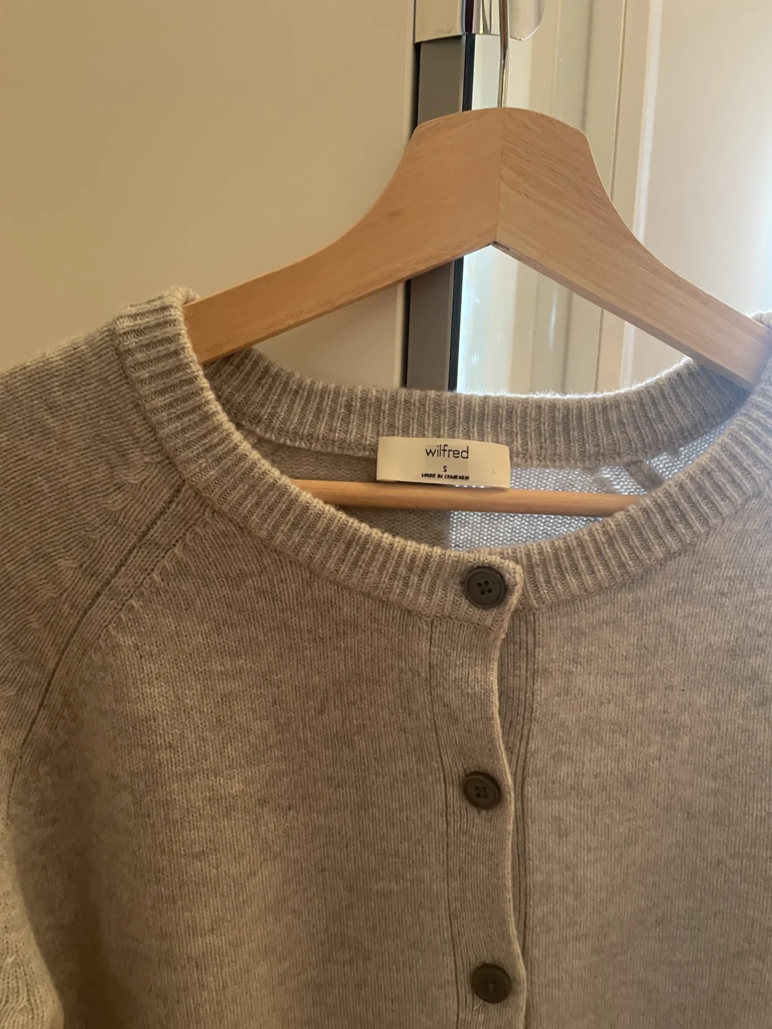 Image for Aritzia | cardigan cachemire small