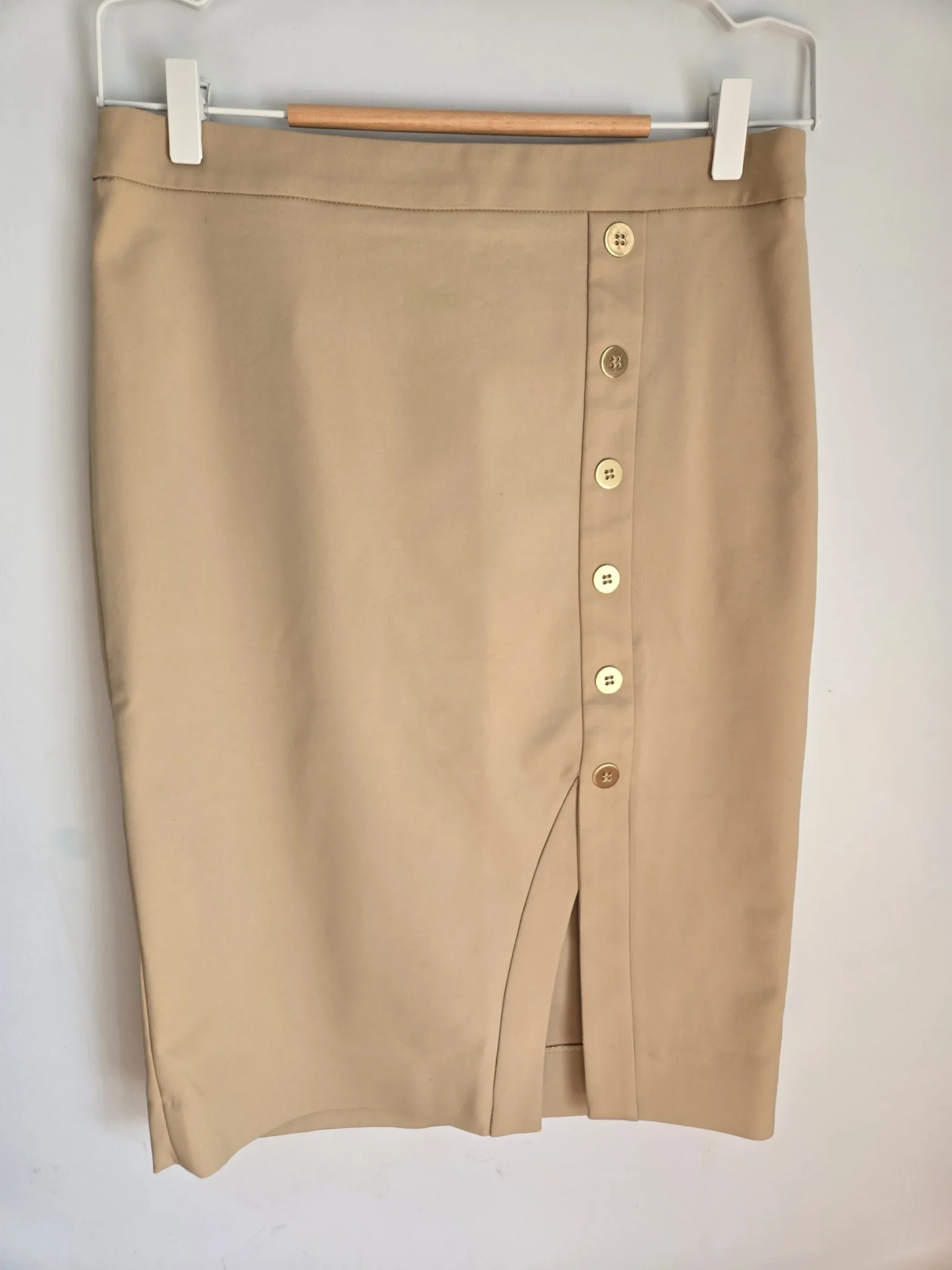 Featured image for Straight skirt with gold buttons Etcetera