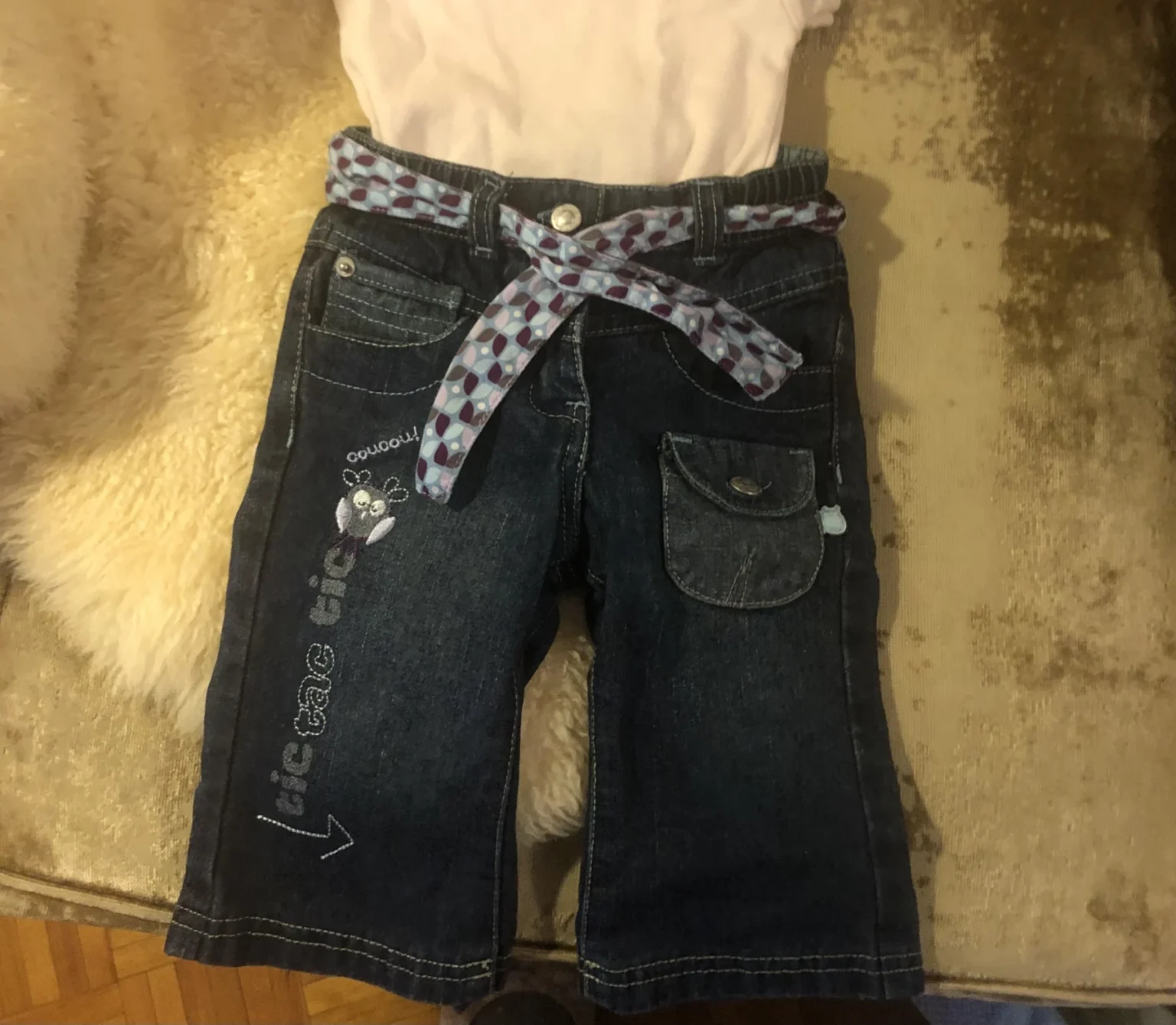 Featured image for Jeans bleu bébé unisexe ceinture amovible, 6 mois