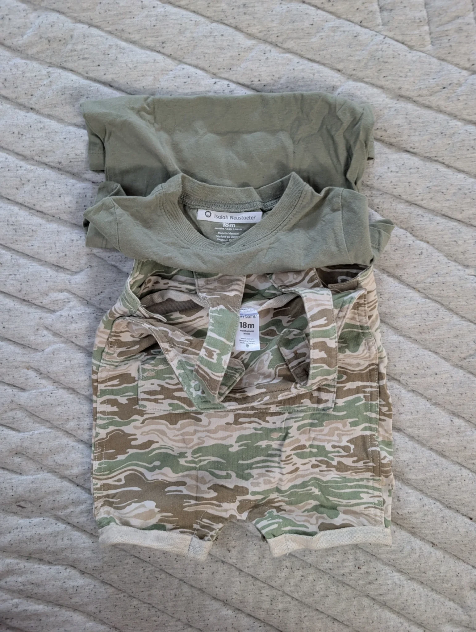 Image for Ensemble salopette et T-shirt 12-18 mois