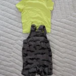 Thumbnail for Ensemble salopette et T-shirt 12-18 mois