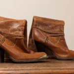 Thumbnail for Bottes cowboy à talons hauts