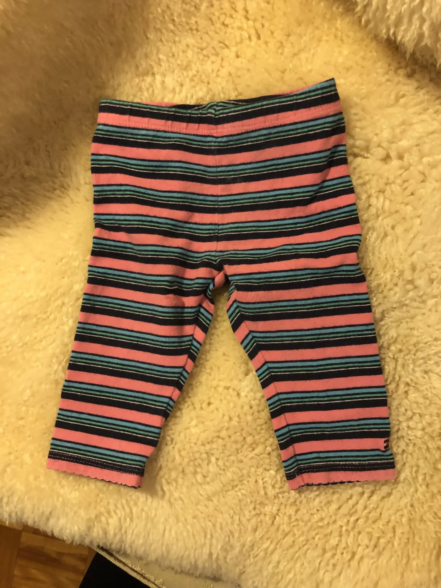 Featured image for Leggings rayé 6-9 fait petit