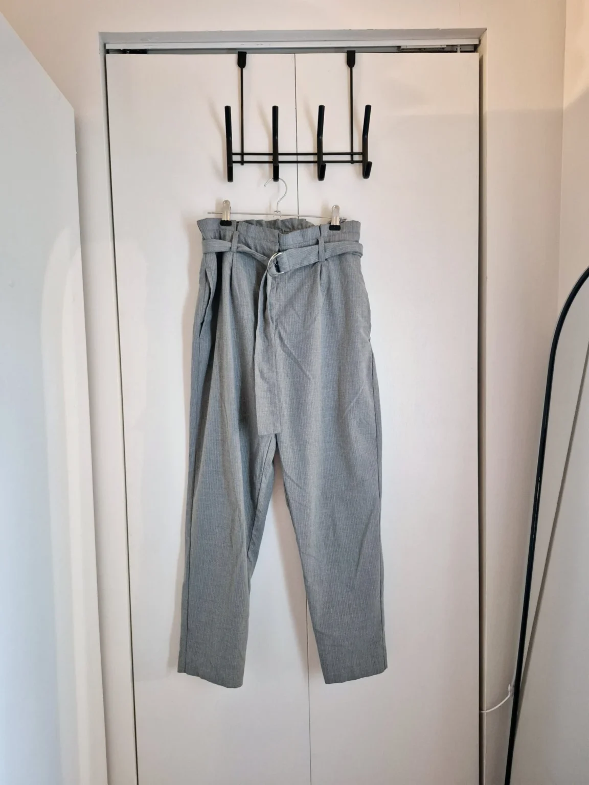 Featured image for Dynamite high waist trousers Small