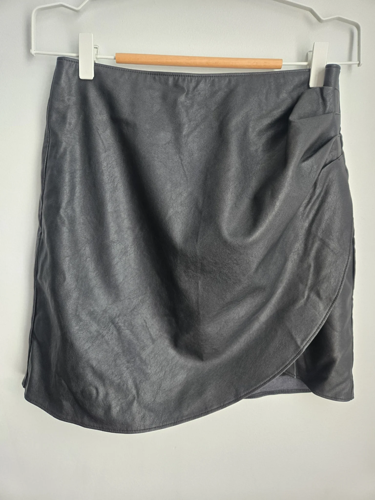 Featured image for Leather-effect skirt ABERCOMBIE & FITCH