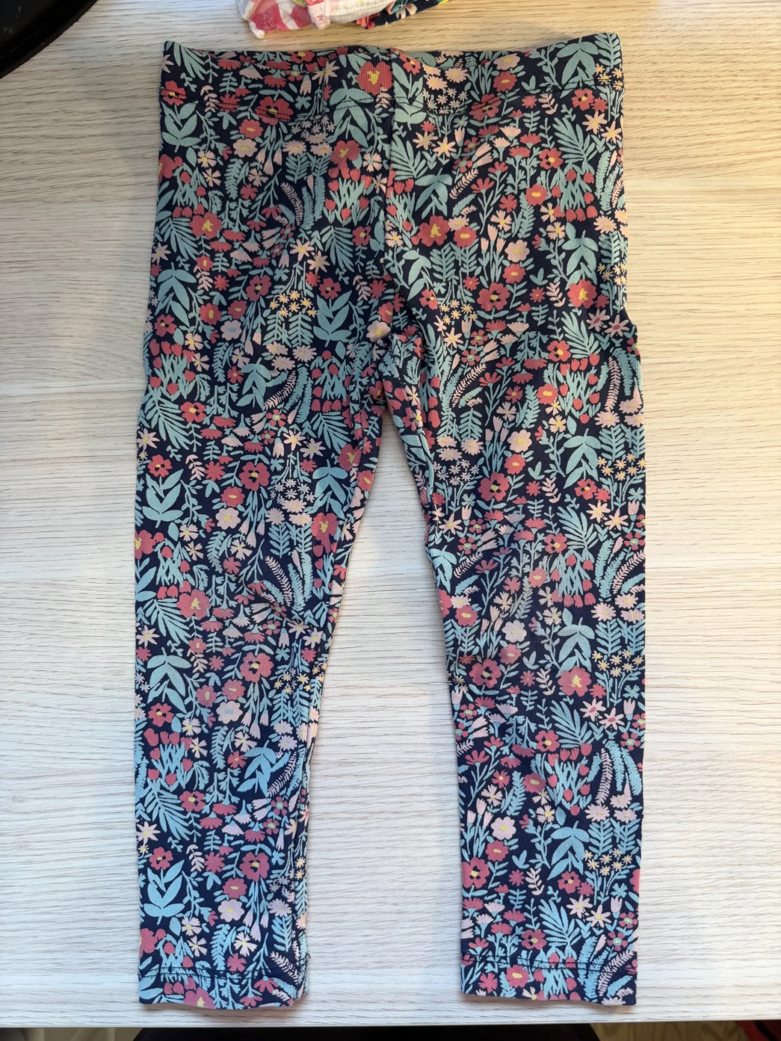 Featured image for Joe Fresh 2T leggings