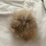 Thumbnail for ✨ Removable pom-pom for toque