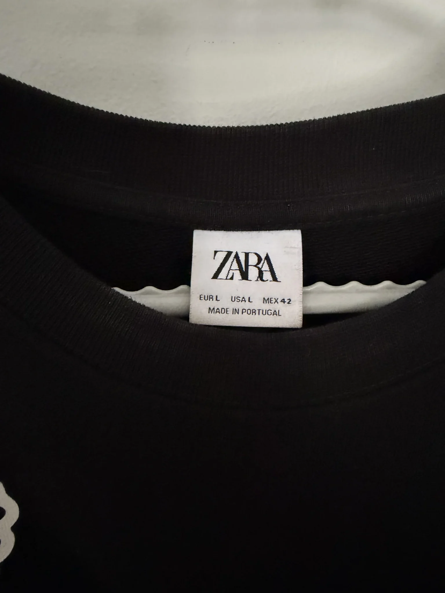 Image for Chandail Zara