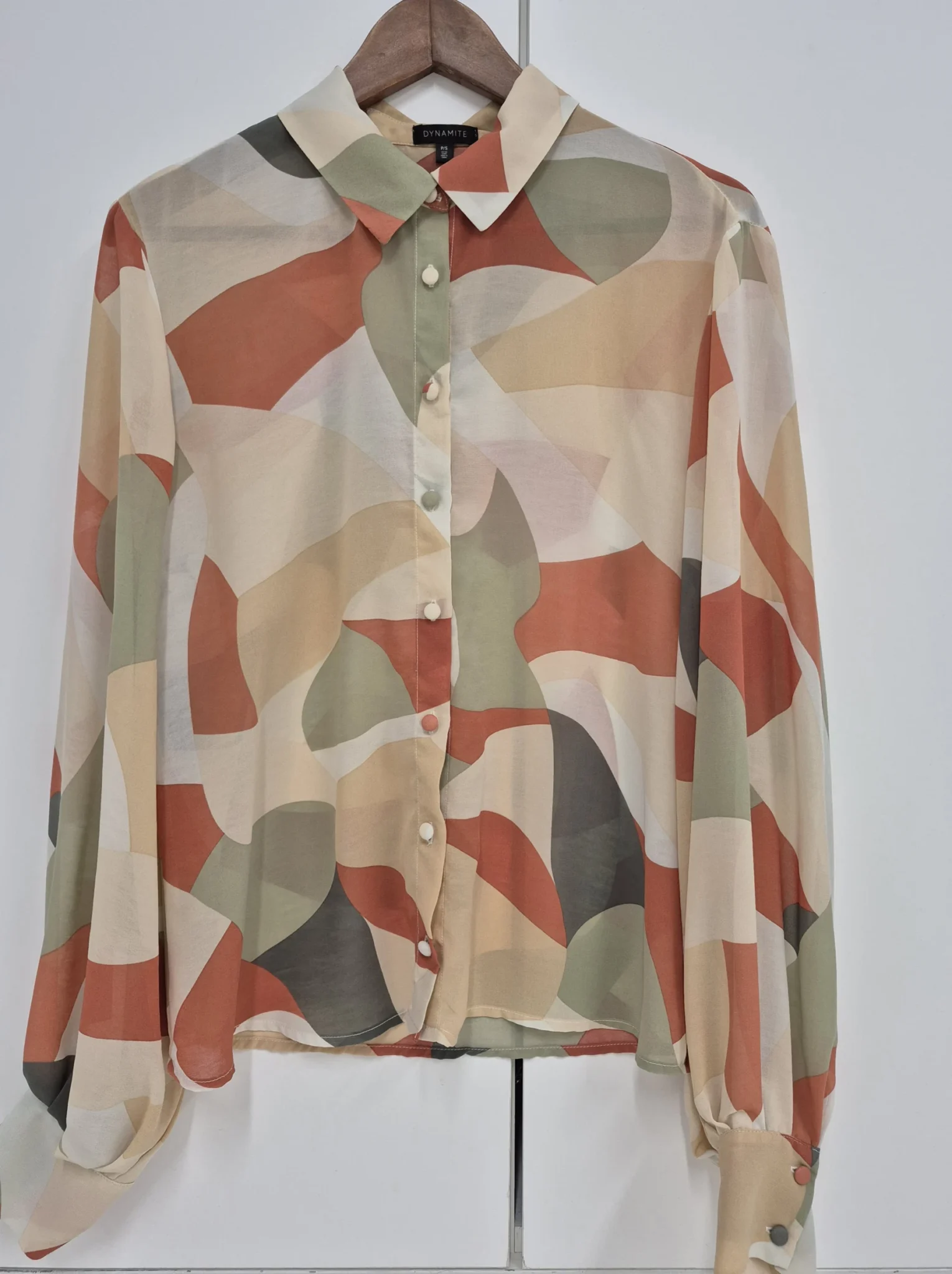 Featured image for Blouse à manches bouffantes Dynamite