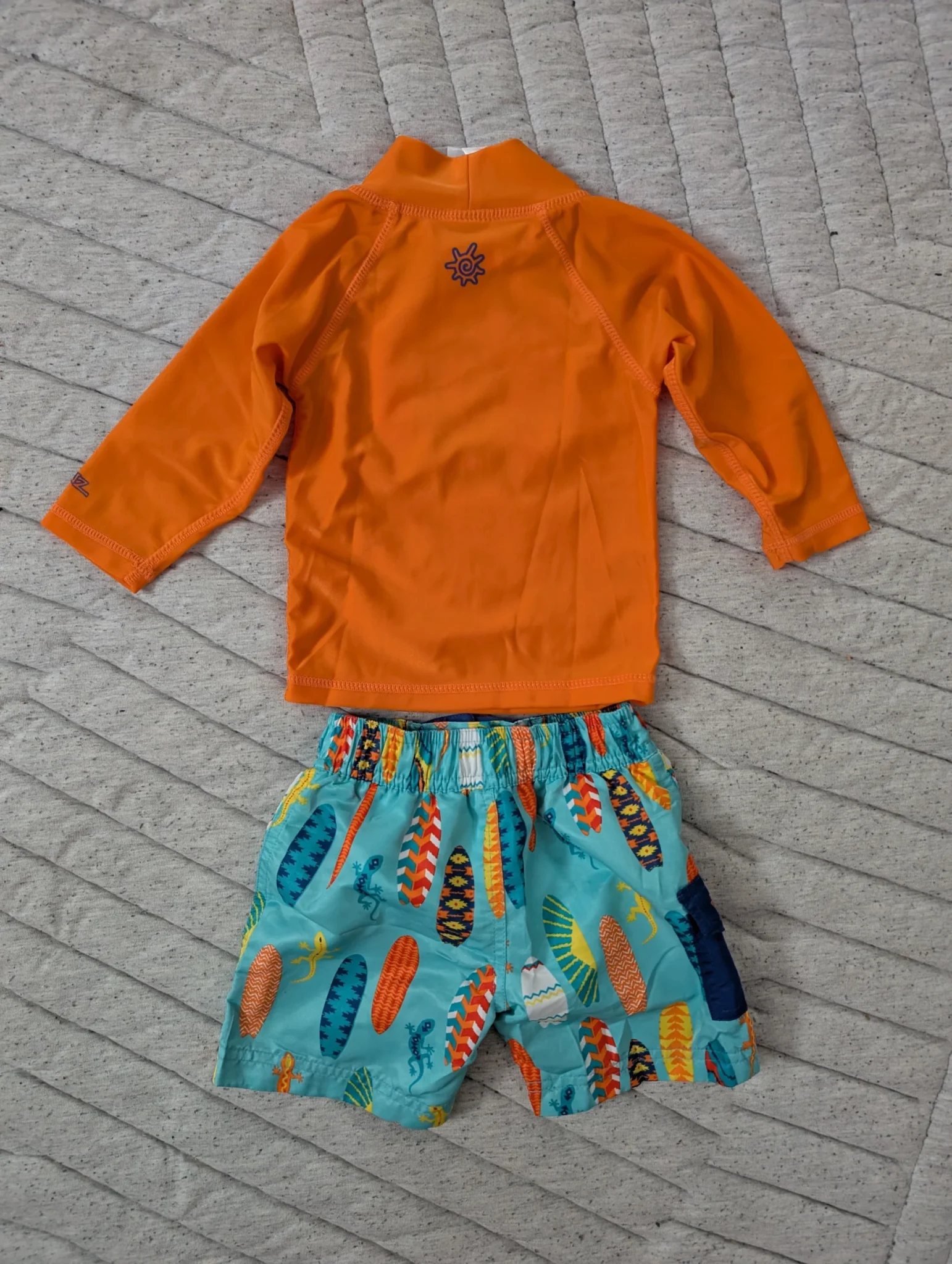 Image for Maillot de bain 2 pièces 12-18 mois
