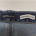 Thumbnail for Jeans neuf BCBGeneratipn coupe flare taille haute