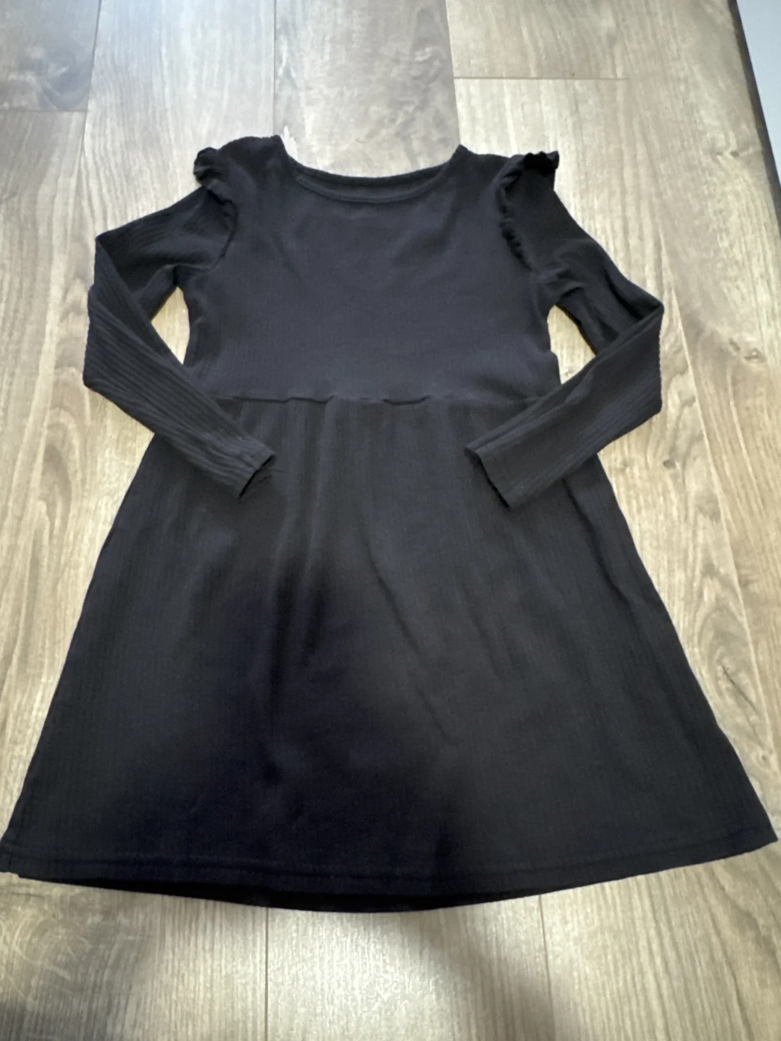 Featured image for Robe HM