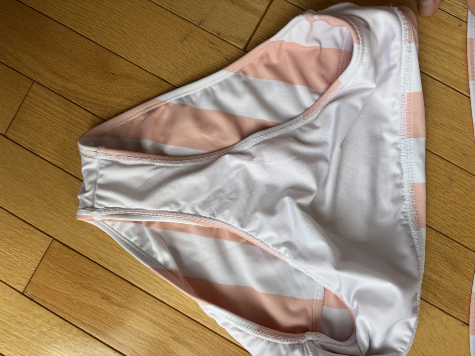 Image for Bikini à rayures