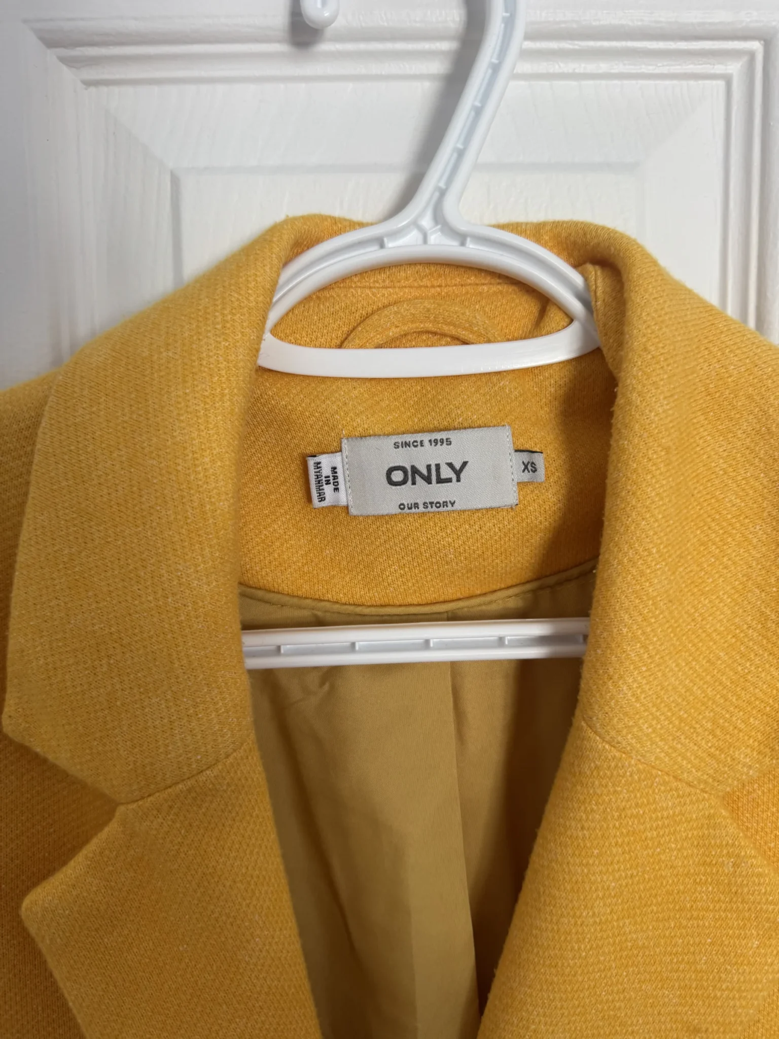 Image for Manteau long d’automne jaune