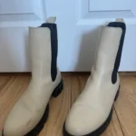 Thumbnail for Bottes beiges