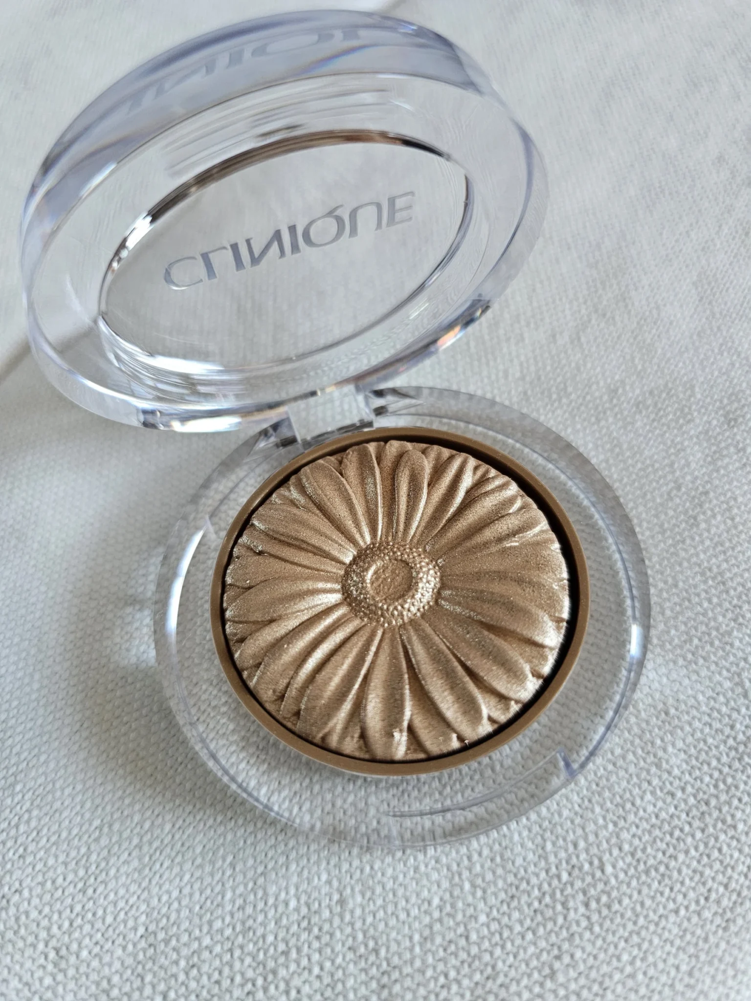 Featured image for Clinique, fard à joue en poudre
