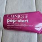 Featured thumbnail for Clinique, nettoyant exfoliant énergisant 2 en 1