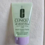 Featured thumbnail for Clinique, nettoyant pour visage.