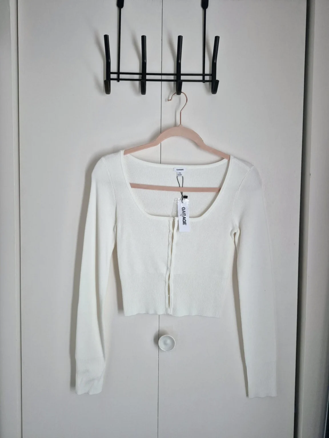 Featured image for Garage Small white jumper