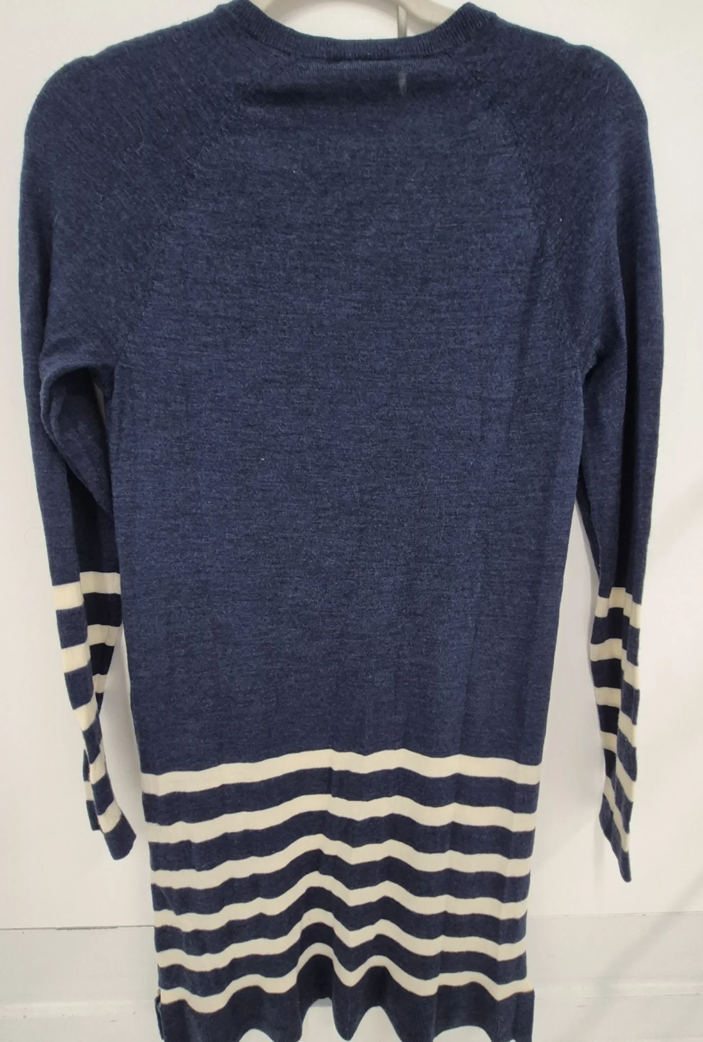 Image for Robe 100% laine mérinos extra-fine Lacoste