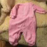 Thumbnail for Pyjama taille 1 mois imparfait pour bébé naissant fille