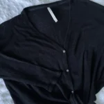 Thumbnail for Chandail Aritzia