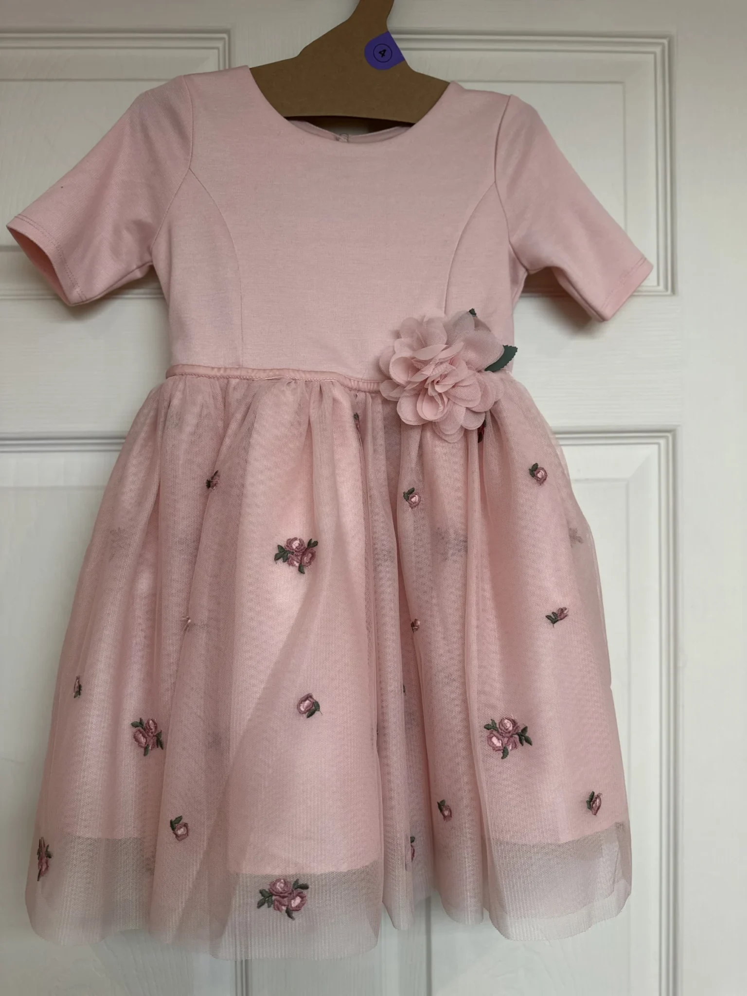 Featured image for Robe crinoline